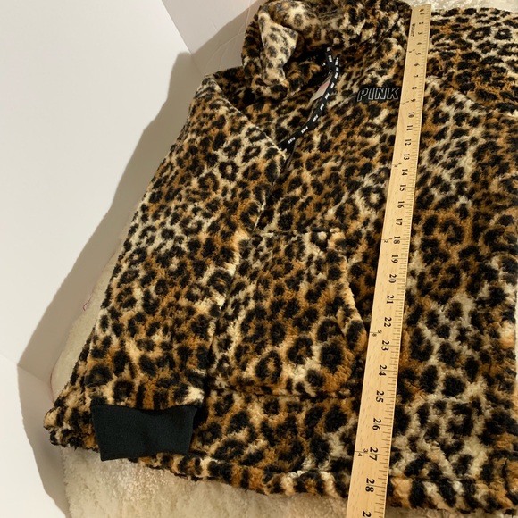 Victoria’s Secret Sherpa Hoodie very soft LARGE - Picture 6 of 6